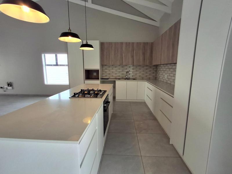 3 Bedroom Property for Sale in Britannia Bay Western Cape